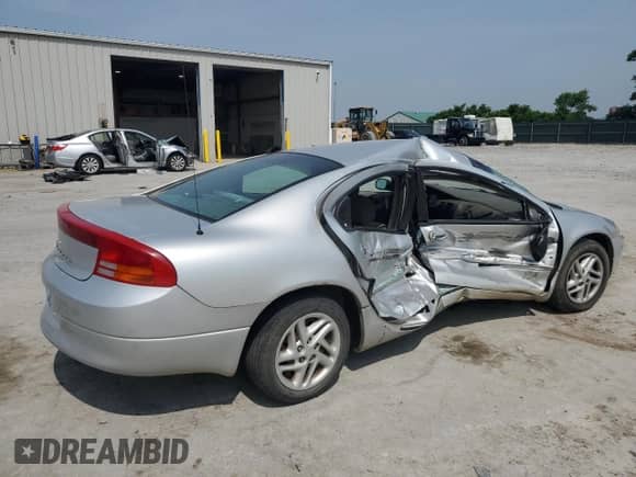 2001 Dodge Intrepid SE z VIN 2B3HD46R31H696551, wystawiony jako Copart lot #60098025 z przebiegiem 151 371 mil mil oraz Szkoda całkowita • Salvage title. Historia ofert i sprzedaży dostępna na DreamBid. Obrazek 3.