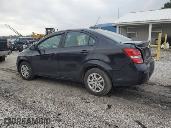 2019 Chevrolet Sonic LS с VIN 1G1JB5SB6K4110582, выставлен на аукционе Copart как лот 81670375 с пробегом 122 555 миль миль и Списание • Salvage title. История ставок и продаж доступна на DreamBid. Изображение 2.