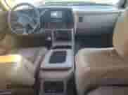 2006 Chevrolet Silverado 3500 SRW Wrk Trk с VIN 1GCHK33DX6F143072, выставлен на аукционе Copart как лот 47038915 с пробегом 295 279 миль миль и Списание • Salvage title. История ставок и продаж доступна на DreamBid. Изображение 8.