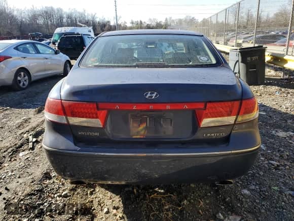 2007 Hyundai Azera SE с VIN KMHFC46F57A163182, выставлен на аукционе Copart как лот 37232464 с пробегом 194 239 миль миль и На запчасти • Non repairable. История ставок и продаж доступна на DreamBid. Изображение 6.