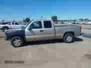 2002 Chevrolet Silverado 1500 LS with VIN 2GCEC19TX21415253, listed as a IAAI auction lot 41788212 with 146,312 mi miles and . Bid and sale history available at DreamBid. Image 15.