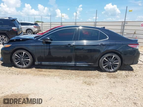2019 Toyota Camry XSE с VIN 4T1B61HK2KU255792, выставлен на аукционе IAAI как лот 42727941 с пробегом 159 366 миль миль и . История ставок и продаж доступна на DreamBid. Изображение 14.