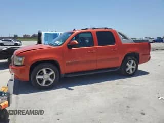 2011 Chevrolet Avalanche LT z VIN 3GNTKFE37BG194657, wystawiony jako Copart lot #66183075 z przebiegiem 106 946 mil mil oraz Szkoda całkowita • Salvage title. Historia ofert i sprzedaży dostępna na DreamBid. Obrazek 1.