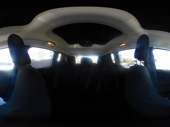 2017 Jeep Renegade Latitude с VIN ZACCJBBB1HPF76433, выставлен на аукционе IAAI как лот 42958224 с пробегом 29 894 миль миль и . История ставок и продаж доступна на DreamBid. Изображение 18.