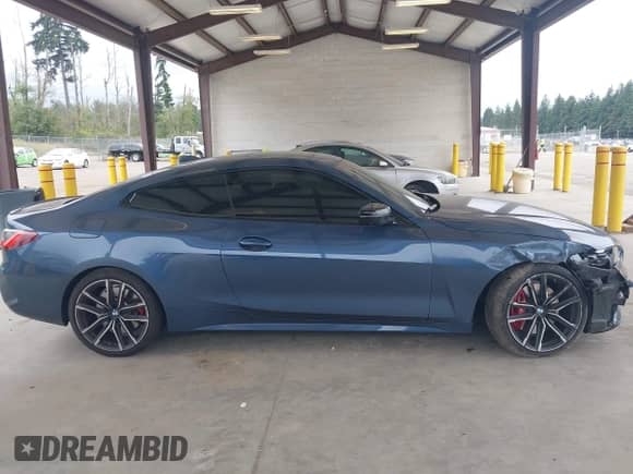2021 BMW 4 Series M440i xDrive с VIN WBA13AR02MCG58623, выставлен на аукционе IAAI как лот 42688754 с пробегом 42 021 миль миль и . История ставок и продаж доступна на DreamBid. Изображение 13.