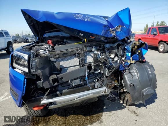 2025 Nissan Frontier Pro-4X with VIN 1N6ED1EK5SN632702, listed as a Copart auction lot 63164255 with 1,917 mi miles and Salvage title. Bid and sale history available at DreamBid. Image 5.