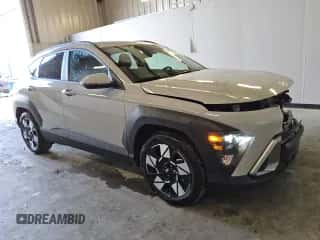 2025 Hyundai Kona SEL с VIN KM8HB3AB6SU204906, выставлен на аукционе Copart как лот 85056774 с пробегом 5 928 миль миль и Чистый • Clean title. История ставок и продаж доступна на DreamBid. Изображение 4.