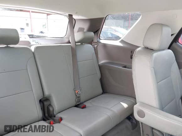 2019 Chevrolet Traverse LT z VIN 1GNERHKW6KJ155264, wystawiony jako IAAI lot #43092310 z przebiegiem 144 403 mil mil oraz . Historia ofert i sprzedaży dostępna na DreamBid. Obrazek 8.