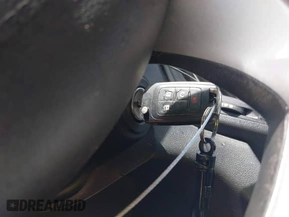 2015 Chevrolet Equinox LT z VIN 1GNALBEK7FZ130905, wystawiony jako IAAI lot #42976832 z przebiegiem 194 573 mil mil oraz . Historia ofert i sprzedaży dostępna na DreamBid. Obrazek 11.