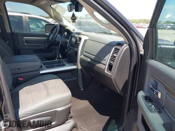 2016 Ram 1500 Lone Star с VIN 3C6RR6LT0GG343765, выставлен на аукционе IAAI как лот 42555740 с пробегом 193 663 миль миль и . История ставок и продаж доступна на DreamBid. Изображение 5.