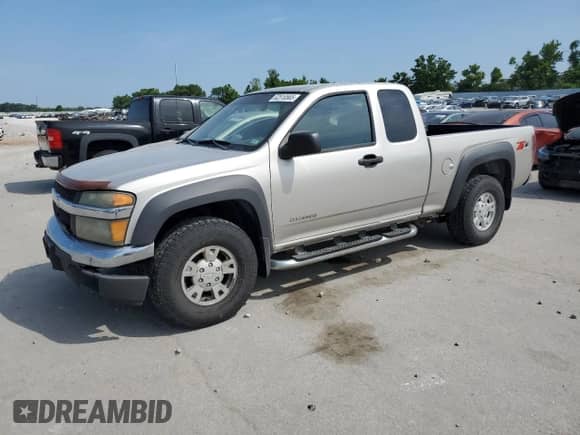 2005 Chevrolet Colorado Z71 z VIN 1GCDT196258172366, wystawiony jako Copart lot #62510565 z przebiegiem 287 423 mil mil oraz Szkoda całkowita • Salvage title. Historia ofert i sprzedaży dostępna na DreamBid. Obrazek 1.