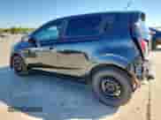 2015 Chevrolet Sonic LS с VIN 1G1JB6SH0F4161799, выставлен на аукционе Copart как лот 86103075 с пробегом 106 923 миль миль и Списание • Salvage title. История ставок и продаж доступна на DreamBid. Изображение 2.