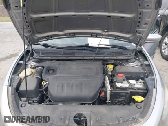 2016 Dodge Dart SXT Sport Rallye z VIN 1C3CDFFA3GD818768, wystawiony jako IAAI lot #41265858 z przebiegiem 189 327 mil mil oraz . Historia ofert i sprzedaży dostępna na DreamBid. Obrazek 10.