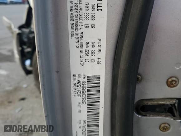 2008 Dodge Caliber SE z VIN 1B3HB28B68D737997, wystawiony jako Copart lot #80348555 z przebiegiem 270 583 mil mil oraz Szkoda całkowita • Salvage title. Historia ofert i sprzedaży dostępna na DreamBid. Obrazek 12.