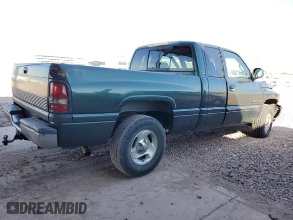 2001 Dodge 1500 z VIN 3B7HC13Z11G173498, wystawiony jako Copart lot #73780944 z przebiegiem 161 199 mil mil oraz Szkoda całkowita • Salvage title. Historia ofert i sprzedaży dostępna na DreamBid. Obrazek 3.