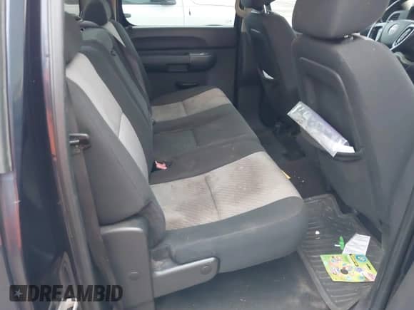 2009 GMC Sierra 1500 SL с VIN 3GTEC13C09G252848, выставлен на аукционе IAAI как лот 41576576 с пробегом 248 336 миль миль и . История ставок и продаж доступна на DreamBid. Изображение 8.