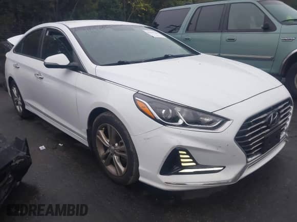 2018 Hyundai Sonata SEL with VIN 5NPE34AF1JH646840, listed as a IAAI auction lot 43397368 with 123,079 mi miles and . Bid and sale history available at DreamBid. Image 1.