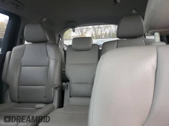 2014 Honda Odyssey Touring with VIN 5FNRL5H9XEB119858, listed as a Copart auction lot 89615605 with 185,453 mi miles and Salvage title. Bid and sale history available at DreamBid. Image 10.