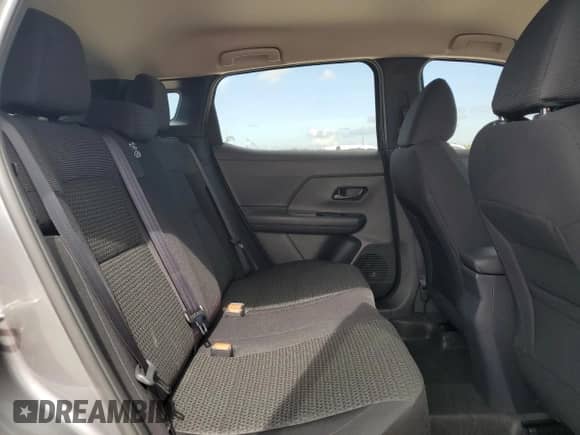 2025 Nissan Kicks S z VIN 3N8AP6BA9SL395850, wystawiony jako Copart lot #64108035 z przebiegiem 691 mil mil oraz Szkoda całkowita • Salvage title. Historia ofert i sprzedaży dostępna na DreamBid. Obrazek 11.