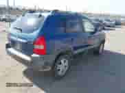 2007 Hyundai Tucson SE z VIN KM8JN12D97U567267, wystawiony jako IAAI lot #42374897 z przebiegiem 230 447 mil mil oraz . Historia ofert i sprzedaży dostępna na DreamBid. Obrazek 4.