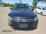 2015 Volkswagen Tiguan с VIN WVGHV7AXXFW534407, выставлен на аукционе Copart как лот 70363185 с пробегом 237 007 миль миль и Списание • Salvage title. История ставок и продаж доступна на DreamBid. Изображение 5.