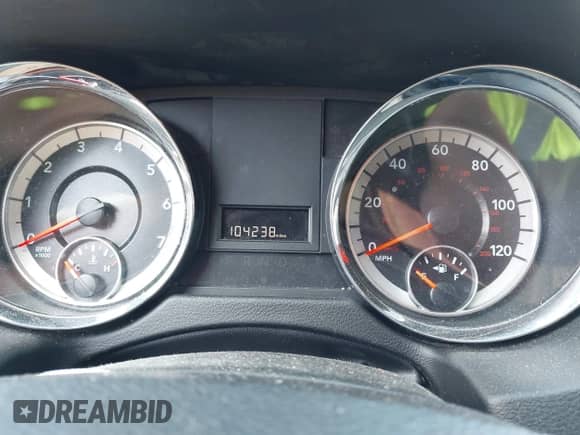 2018 Dodge Grand Caravan SXT с VIN 2C4RDGCG0JR360521, выставлен на аукционе IAAI как лот 42716080 с пробегом 104 238 миль миль и . История ставок и продаж доступна на DreamBid. Изображение 7.