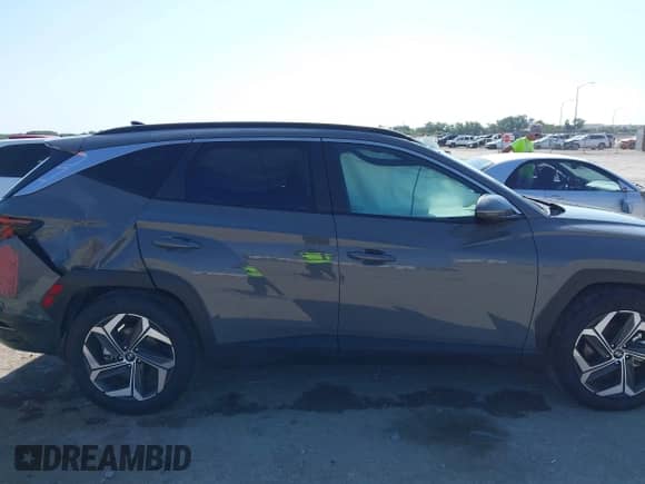 2024 Hyundai Tucson SEL z VIN 5NMJF3DE4RH374229, wystawiony jako IAAI lot #43004622 z przebiegiem 12 392 mil mil oraz . Historia ofert i sprzedaży dostępna na DreamBid. Obrazek 13.