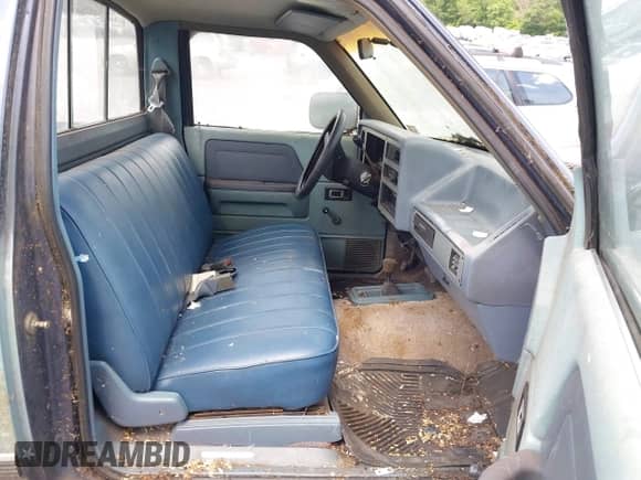 1987 Dodge Dakota with VIN 1B7GR14M9HS404759, listed as a IAAI auction lot 42513734 with 95,125 mi miles and . Bid and sale history available at DreamBid. Image 5.