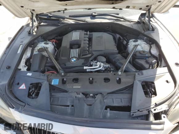 2011 BMW 7 Series 740i с VIN WBAKA4C50BC612878, выставлен на аукционе Copart как лот 52035635 с пробегом 192 248 миль миль и Списание • Salvage title. История ставок и продаж доступна на DreamBid. Изображение 11.