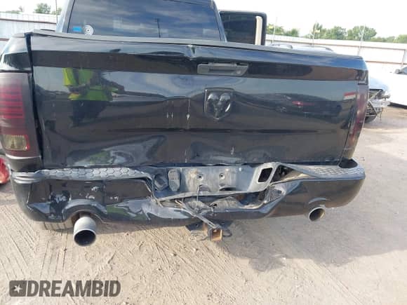 2013 Ram 1500 Express z VIN 1C6RR6FT6DS716453, wystawiony jako IAAI lot #42595693 z przebiegiem 195 181 mil mil oraz . Historia ofert i sprzedaży dostępna na DreamBid. Obrazek 6.