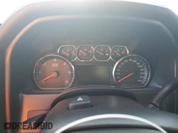2018 GMC Sierra 1500 SLE z VIN 2GTV2MECXJ1110666, wystawiony jako Copart lot #65382475 z przebiegiem Nie podano mil oraz Czysty tytuł • Clean title. Historia ofert i sprzedaży dostępna na DreamBid. Obrazek 9.