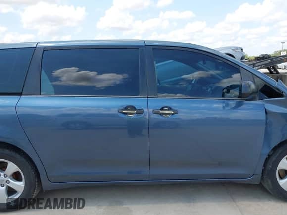 2014 Toyota Sienna L with VIN 5TDZK3DC8ES431620, listed as a IAAI auction lot 42896320 with 241,659 mi miles and . Bid and sale history available at DreamBid. Image 14.