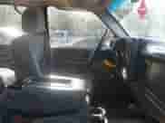 2004 Chevrolet Tahoe Special Service с VIN 1GNEK13V44J128410, выставлен на аукционе IAAI как лот 42175055 с пробегом 212 138 миль миль и . История ставок и продаж доступна на DreamBid. Изображение 5.