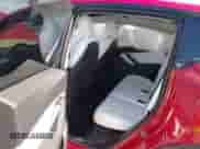 2022 Tesla Model Y Long Range z VIN 7SAYGDEE2NF352440, wystawiony jako IAAI lot #43041054 z przebiegiem 46 950 mil mil oraz . Historia ofert i sprzedaży dostępna na DreamBid. Obrazek 8.