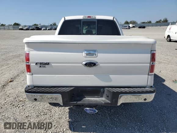 2013 Ford F-150 Lariat z VIN 1FTFW1ET9DKD16055, wystawiony jako Copart lot #84370865 z przebiegiem Nie podano mil oraz Szkoda całkowita • Salvage title. Historia ofert i sprzedaży dostępna na DreamBid. Obrazek 6.