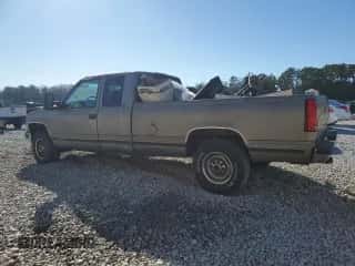 1998 Chevrolet Silverado 2500 с VIN 1GCGC29R8WE255672, выставлен на аукционе Copart как лот 46235455 с пробегом 325 923 миль миль и Списание • Salvage title. История ставок и продаж доступна на DreamBid. Изображение 2.