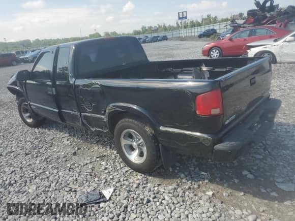 2003 Chevrolet S-10 с VIN 1GCCS19HX38231466, выставлен на аукционе Copart как лот 63846395 с пробегом 177 901 миль миль и Списание • Salvage title. История ставок и продаж доступна на DreamBid. Изображение 2.