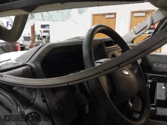 2013 Ford Econoline Cargo Commercial с VIN 1FTNS2EW5DDA88177, выставлен на аукционе IAAI как лот 41256511 с пробегом Не указан миль и . История ставок и продаж доступна на DreamBid. Изображение 7.