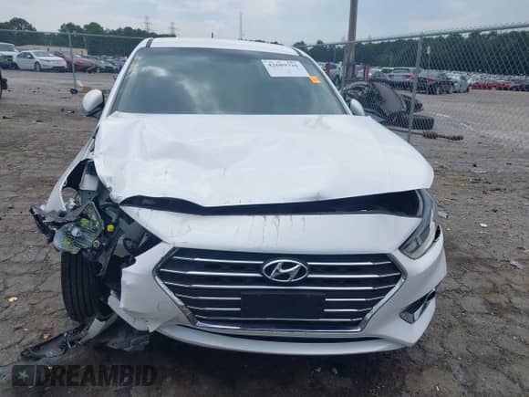 2021 Hyundai Accent SE с VIN 3KPC24A67ME134180, выставлен на аукционе IAAI как лот 42689736 с пробегом 70 154 миль миль и . История ставок и продаж доступна на DreamBid. Изображение 12.