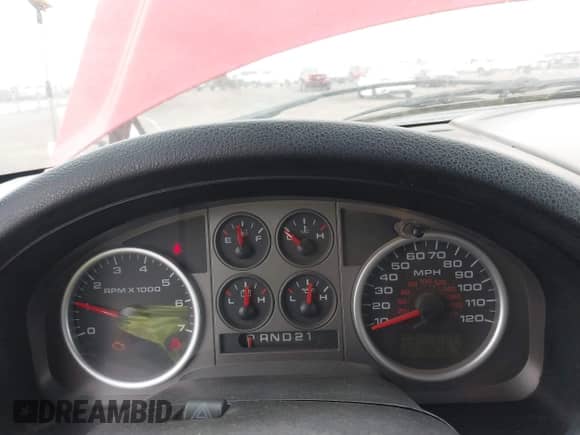 2007 Ford F-150 XLT with VIN 1FTRF04507KB65573, listed as a IAAI auction lot 43562027 with 121,806 mi miles and . Bid and sale history available at DreamBid. Image 7.