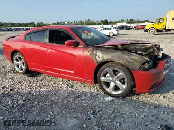 2013 Dodge Charger SXT Plus с VIN 2C3CDXHG3DH574206, выставлен на аукционе Copart как лот 66204395 с пробегом Не указан миль и Списание • Salvage title. История ставок и продаж доступна на DreamBid. Изображение 4.