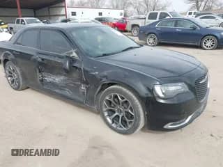 2017 Chrysler 300 S с VIN 2C3CCABG1HH538769, выставлен на аукционе IAAI как лот 41785044 с пробегом 136 111 миль миль и . История ставок и продаж доступна на DreamBid. Изображение 1.