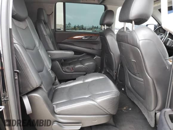 2017 Cadillac Escalade ESV Luxury с VIN 1GYS3HKJ2HR122820, выставлен на аукционе Copart как лот 45862995 с пробегом 120 914 миль миль и Списание • Salvage title. История ставок и продаж доступна на DreamBid. Изображение 11.