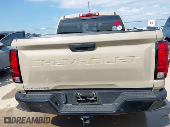 2023 Chevrolet Colorado 2WD Work Truck с VIN 1GCPSBEKXP1207644, выставлен на аукционе IAAI как лот 42952544 с пробегом Не указан миль и . История ставок и продаж доступна на DreamBid. Изображение 17.