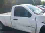 2008 GMC Sierra 1500 Work Truck z VIN 1GTEC14C48Z900043, wystawiony jako IAAI lot #42660413 z przebiegiem 145 031 mil mil oraz . Historia ofert i sprzedaży dostępna na DreamBid. Obrazek 13.