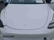 2022 Tesla Model Y Long Range z VIN 7SAYGDEE6NF317707, wystawiony jako IAAI lot #43186532 z przebiegiem 45 306 mil mil oraz . Historia ofert i sprzedaży dostępna na DreamBid. Obrazek 10.