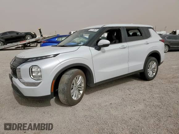 2024 Mitsubishi Outlander ES with VIN JA4J3UA83RZ026196, listed as a Copart auction lot 57175825 with 18,397 mi miles and Salvage title. Bid and sale history available at DreamBid. Image 1.