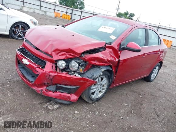 2014 Chevrolet Sonic LT с VIN 1G1JC5SH3E4106317, выставлен на аукционе IAAI как лот 42413164 с пробегом 63 900 миль миль и . История ставок и продаж доступна на DreamBid. Изображение 2.