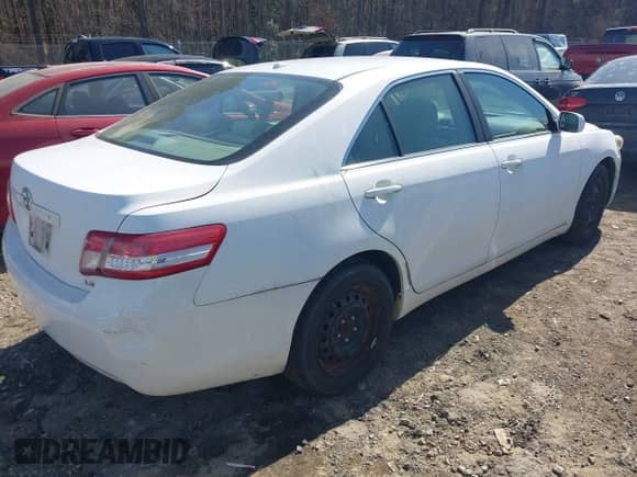 2010 Toyota Camry LE with VIN 4T4BF3EK6AR014225, listed as a IAAI auction lot 41653063 with 262,148 mi miles and . Bid and sale history available at DreamBid. Image 4.