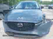 2025 Mazda CX-5 S Carbon Edition z VIN JM3KFBCM8S0646821, wystawiony jako IAAI lot #42610837 z przebiegiem Nie podano mil oraz . Historia ofert i sprzedaży dostępna na DreamBid. Obrazek 12.